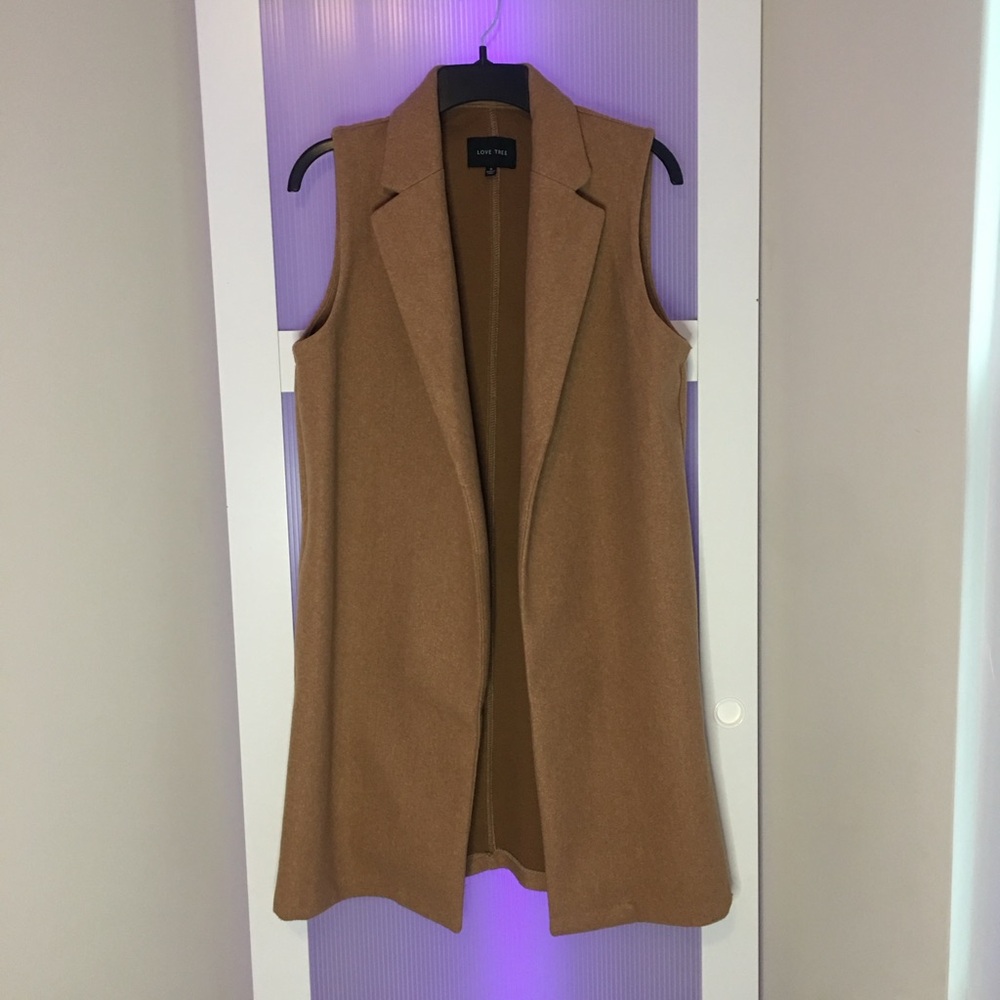 Tan Sleeveless Coat